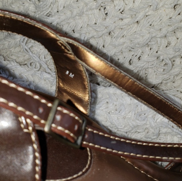 MUDD- Brown strappy heels - Picture 7 of 7